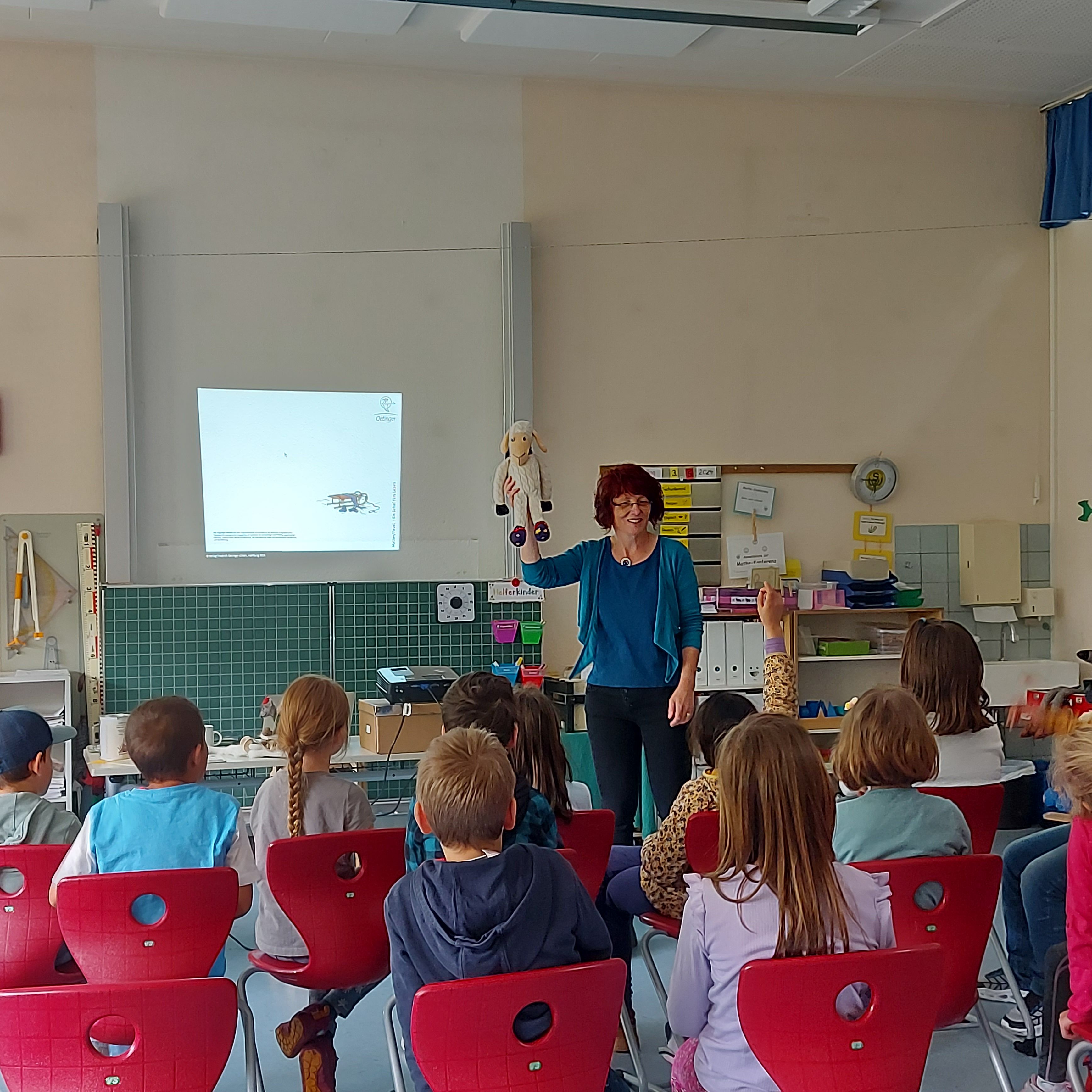 Kinder im Klassenzimmer